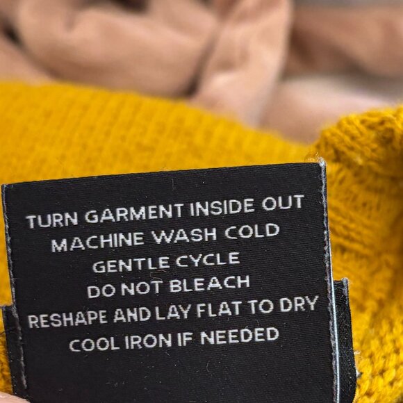 Hot Topic Harry Potter Hufflepuff Skimmer Cardigan yellow black small medium - Picture 10 of 10